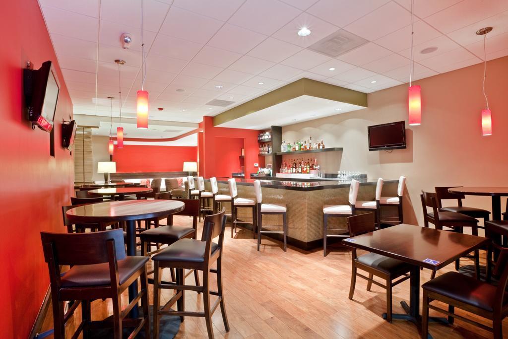 Holiday Inn Olathe Medical Center Restaurant foto